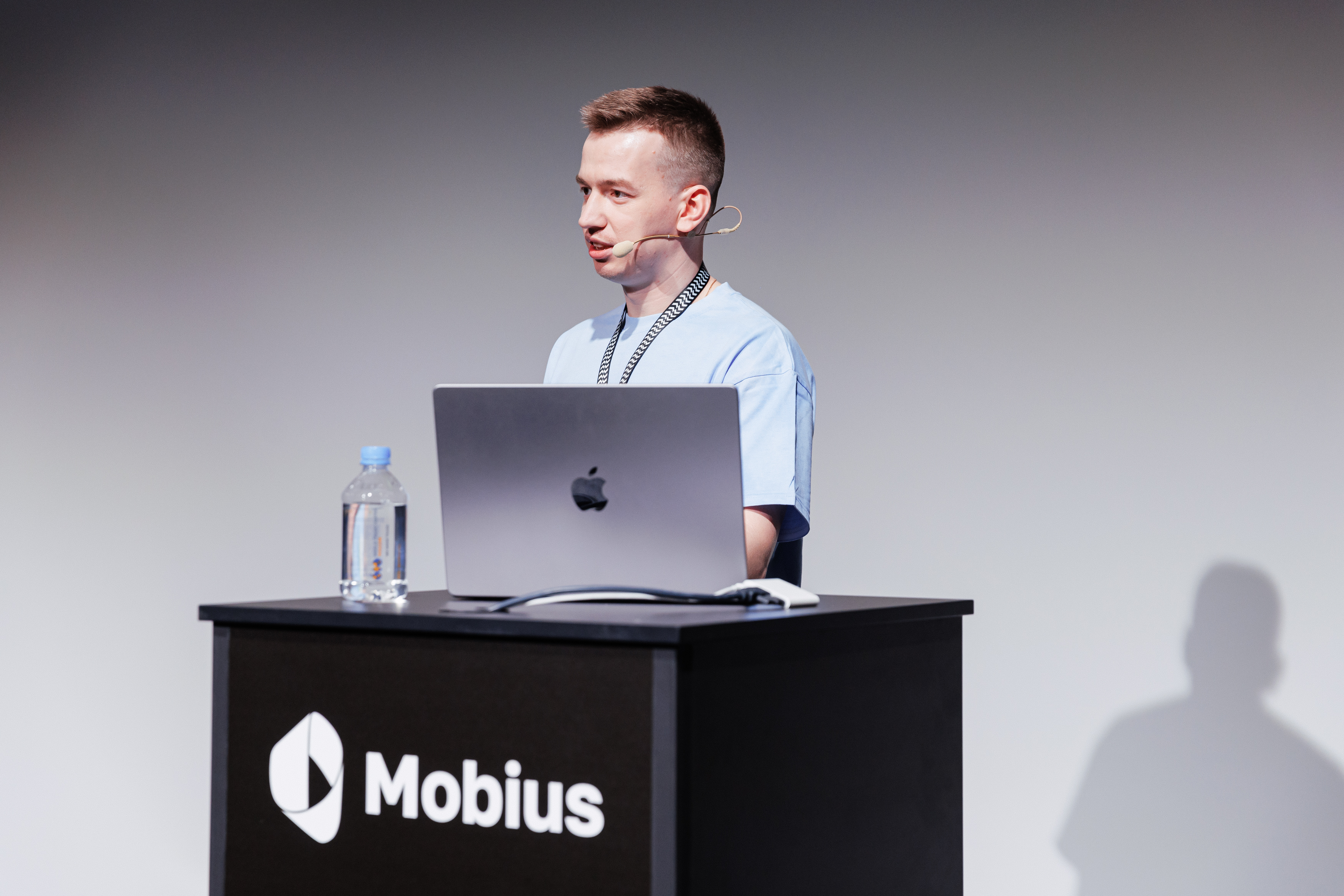 Тимофей Харитонов на Mobius Conf 2025